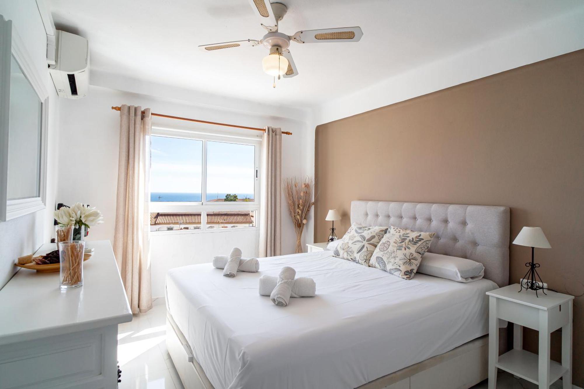 Miami 44 Seaview Casasol Apartment เนร์คา ภายนอก รูปภาพ